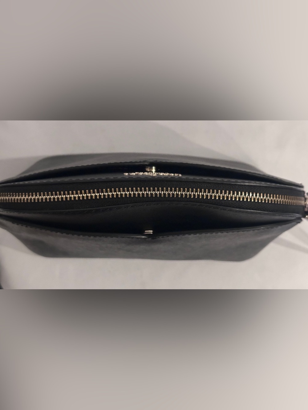 kate spade black dome crossbody with gold logo - Picture 4 of 8